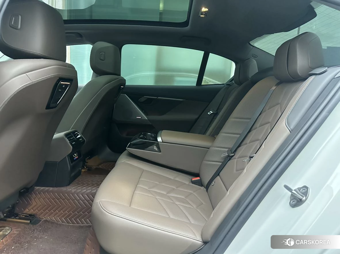 BMW 5 series id 4498823 из Китая 9