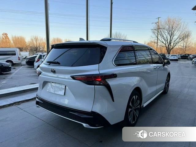 Toyota Grevia id 3920207 из Китая 14
