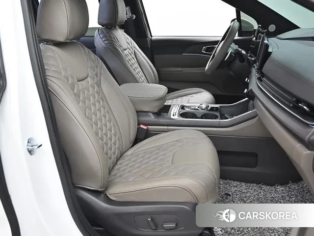 Kia The New Carnival 4th Generation id 3769979 из Кореи 19