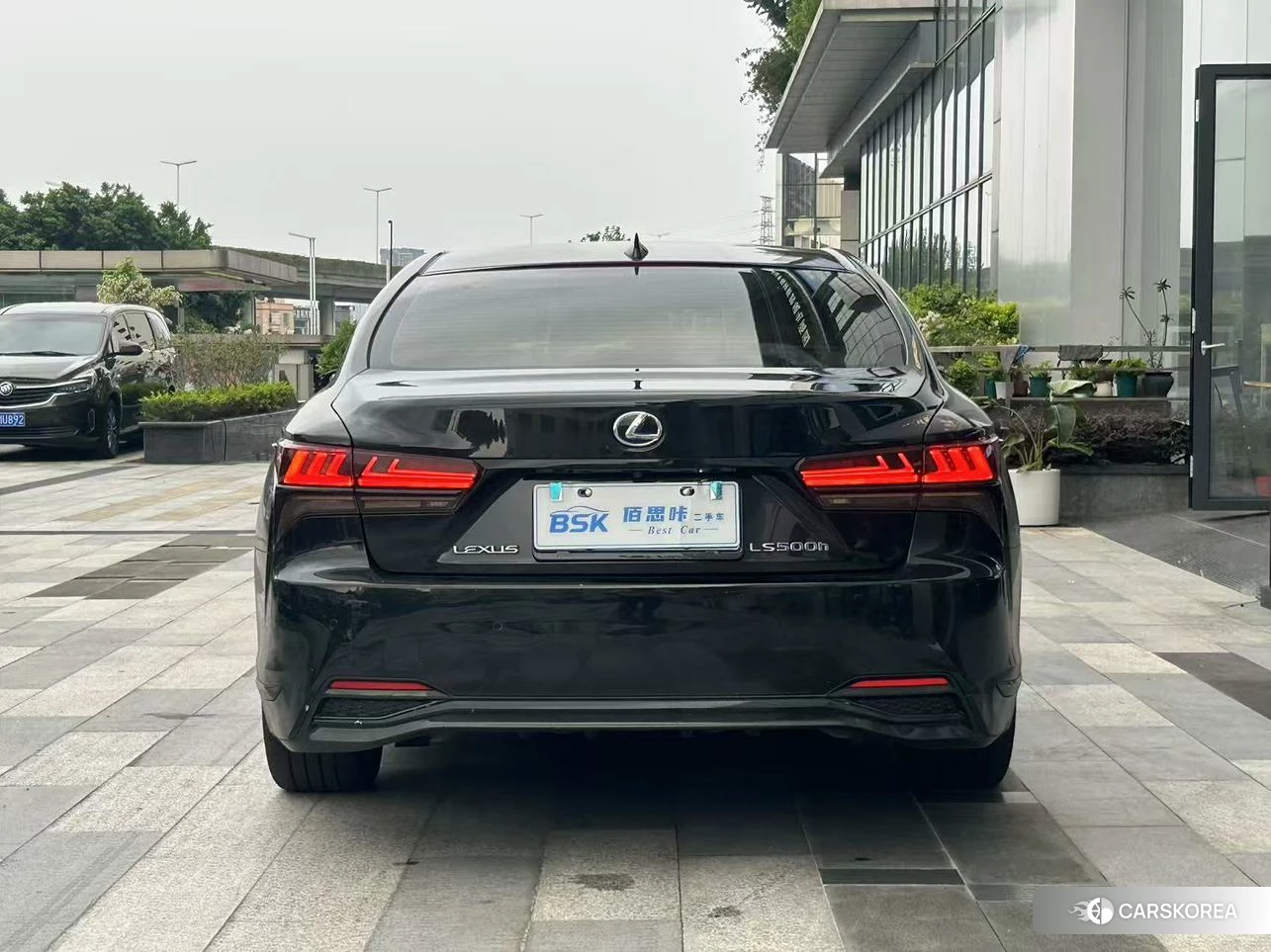Lexus LS id 4515206 из Китая 23