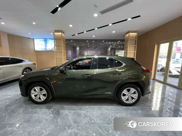 Lexus UX id 4274394 из Китая 17