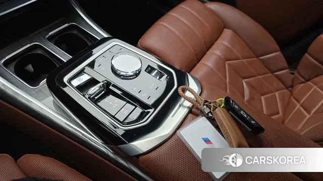 BMW 7 Series (G70) id 3341504 из Кореи 19