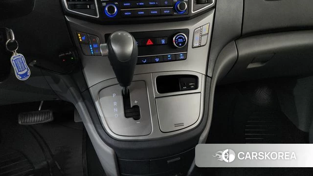 Hyundai The New Grand Starex id 4906692 из Кореи 19