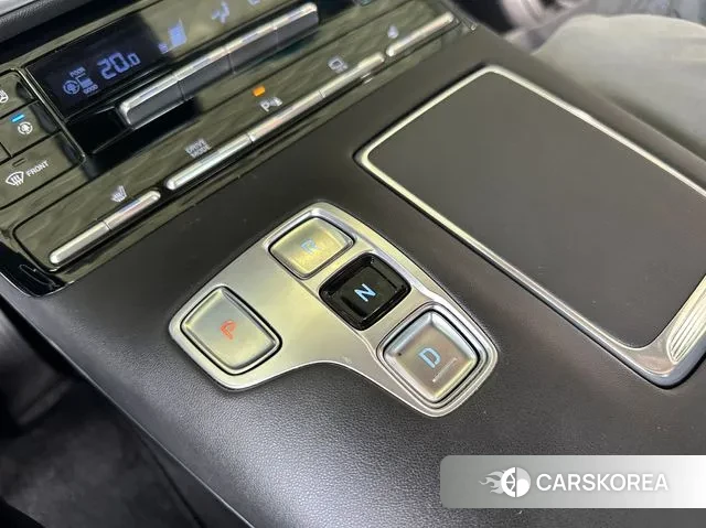 Hyundai The New Grandeur IG id 3054213 из Кореи 19