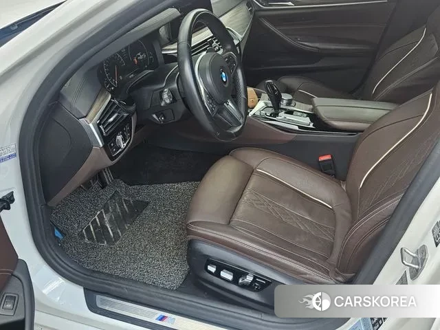 BMW 5 Series (G30) id 3060510 из Кореи 10