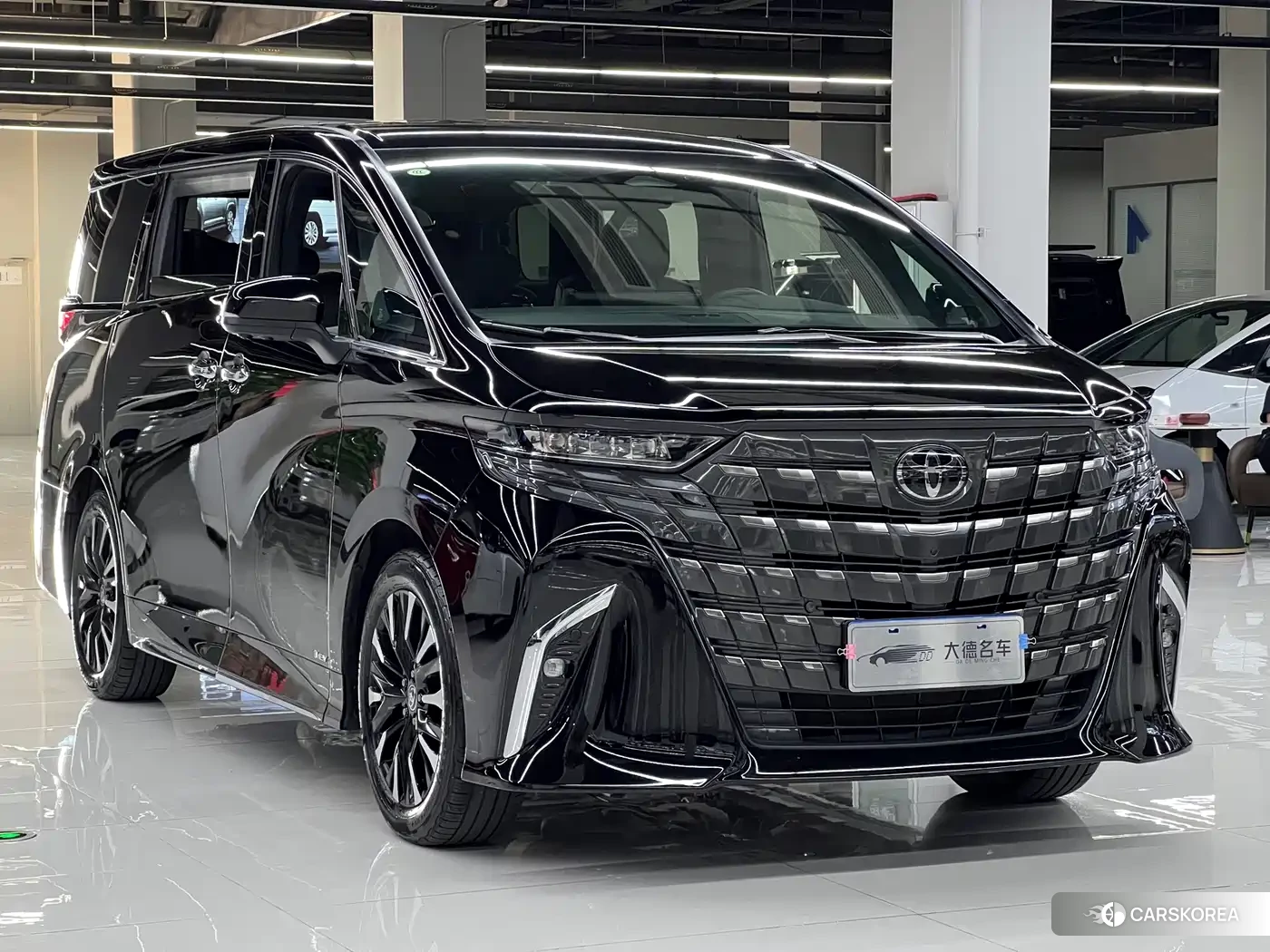Toyota Elfa id 4601834 из Китая 26