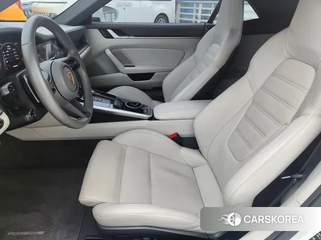 Porsche 911(992) id 2895607 из Кореи 16