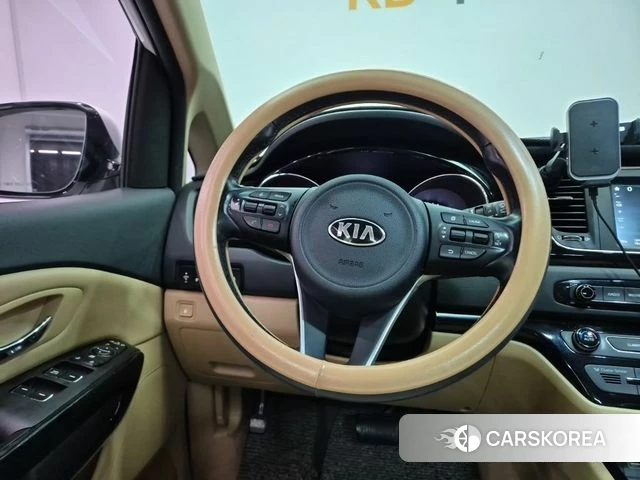 Kia All New Carnival id 4713450 из Кореи 19