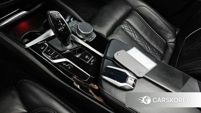 BMW 5 Series (G30) id 4683306 из Кореи 19