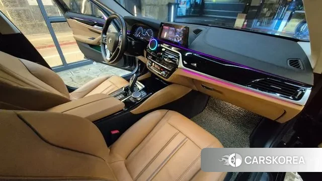 BMW 5 Series (G30) id 3474477 из Кореи 18