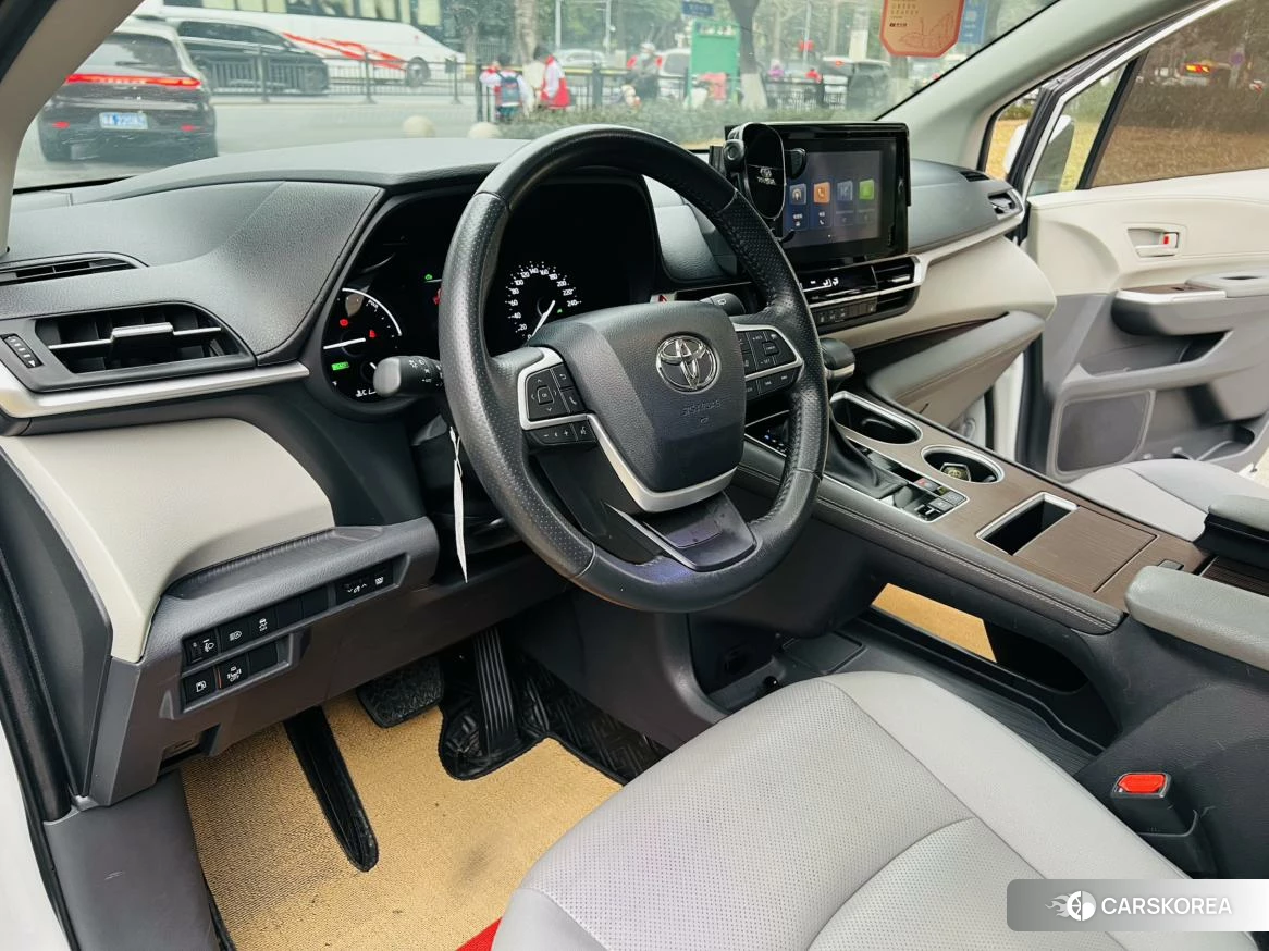 Toyota Saina id 4452559 из Китая 21