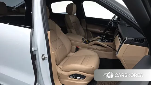 Porsche Cayenne (PO536) id 3044348 из Кореи 19