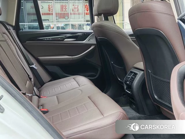 BMW X3 id 4265630 из Китая 18