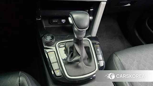Kia Seltos id 4268799 из Кореи 29
