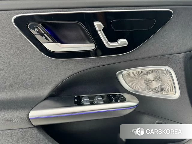 Mercedes-Benz Class C id 4272654 из Китая 18