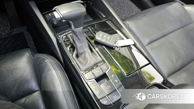 Kia Come New K7 id 3024478 из Кореи 19