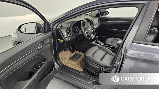 Hyundai Avante AD id 4543785 из Кореи 29