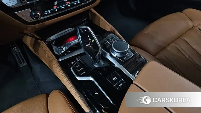 BMW 5 Series (G30) id 3587397 из Кореи 19