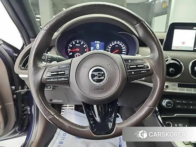 Kia Stinger id 3911337 из Кореи 19