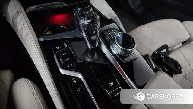 BMW 5 Series (G30) id 3660591 из Кореи 19