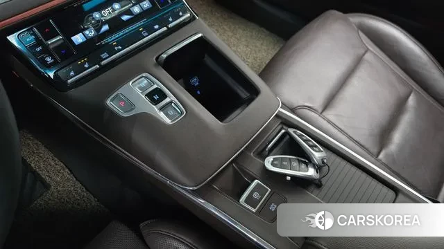 Hyundai The New Grandeur IG id 3514401 из Кореи 19