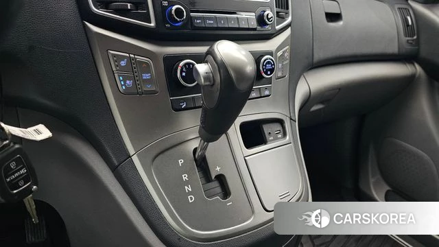 Hyundai The New Grand Starex id 3813900 из Кореи 19