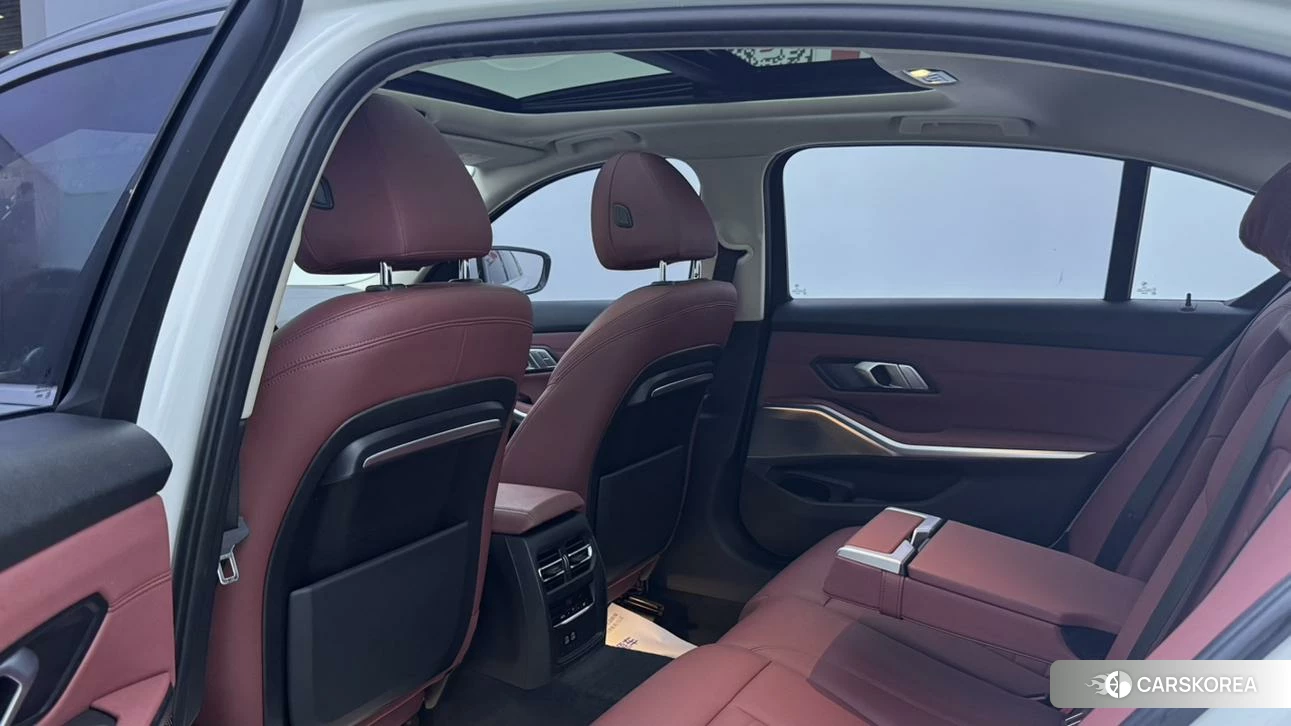 BMW 3 series id 4492945 из Китая 14