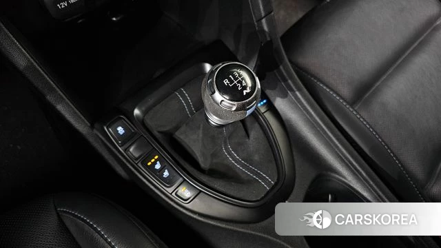 Hyundai Veloster (JS) id 3899045 из Кореи 19