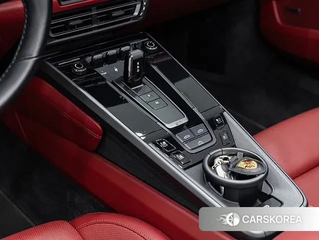 Porsche 911(992) id 3514138 из Кореи 18