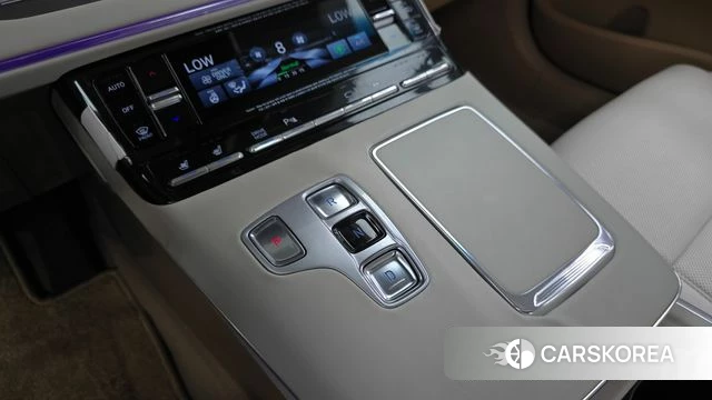 Hyundai The New Grandeur IG Hybrid id 4721972 из Кореи 32
