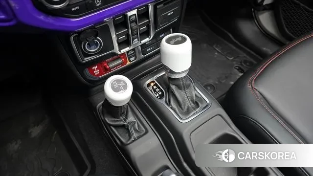 Jeep Wrangler (JL) id 3179935 из Кореи 19