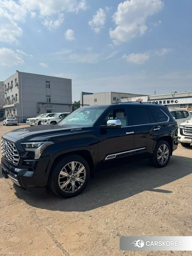Toyota Sequoia id 4275849 из Китая 12