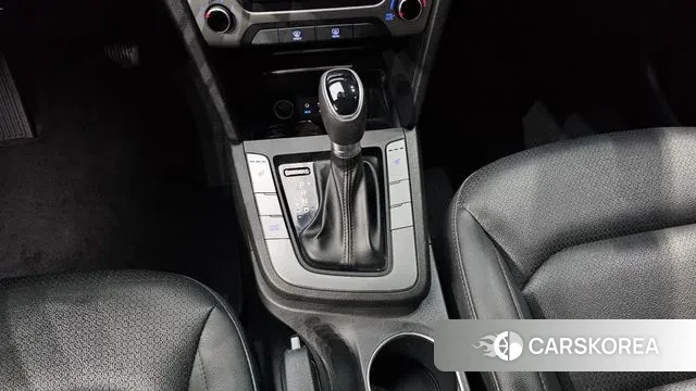 Hyundai Avante AD id 3357180 из Кореи 19