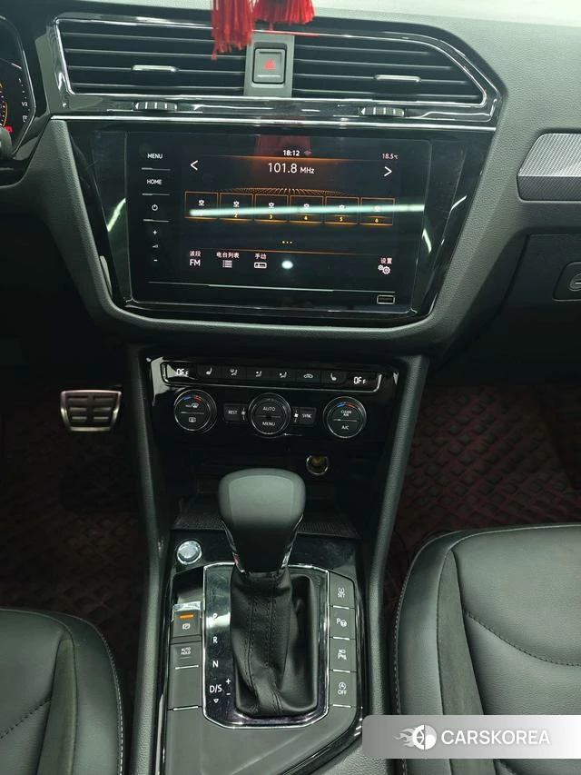 Volkswagen Tiguan L id 4297935 из Китая 20