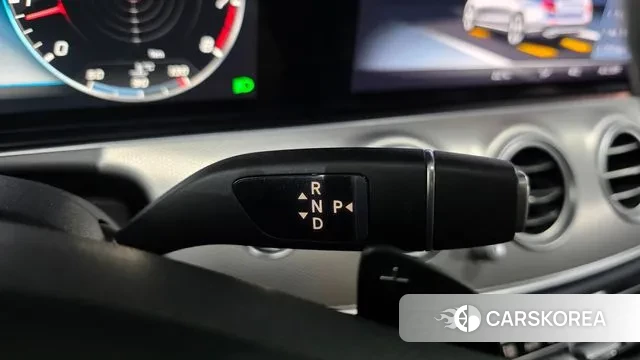 Mercedes-Benz E-Class W213 id 3270492 из Кореи 19