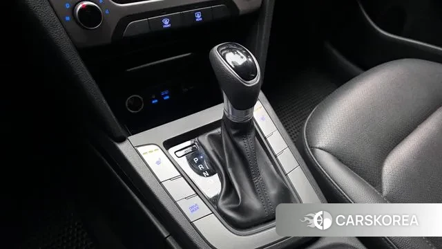 Hyundai Avante AD id 3602218 из Кореи 19