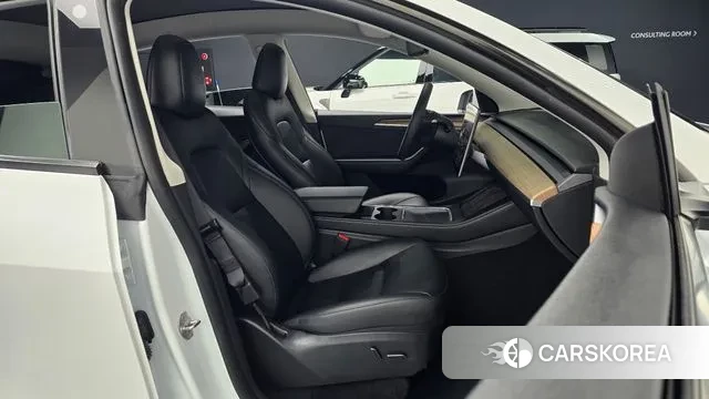 Tesla Model Y id 3770171 из Кореи 19