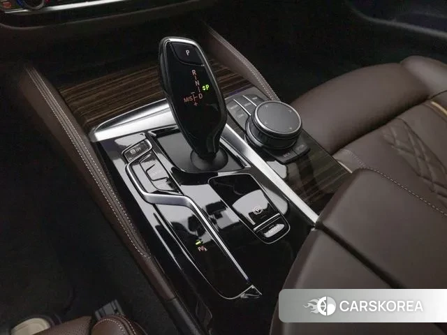 BMW 5 Series (G30) id 3002724 из Кореи 19