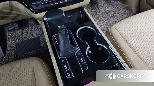 Kia The New Carnival id 3651417 из Кореи 19