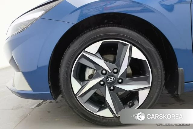Hyundai Elantra id 4301366 из Китая 23