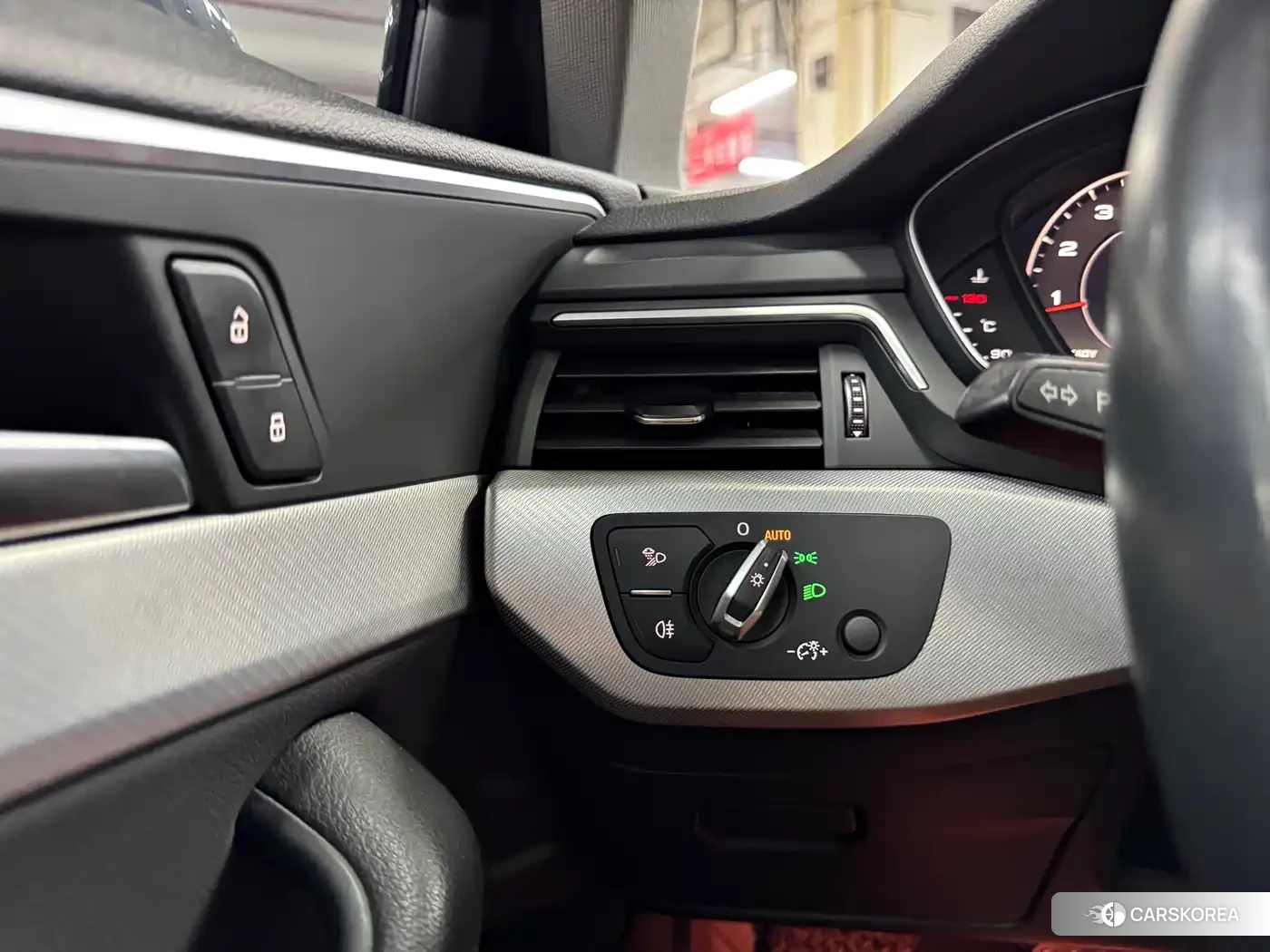 Audi A4L id 4600770 из Китая 20