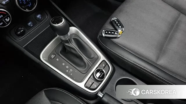 Hyundai Venue id 3117652 из Кореи 19