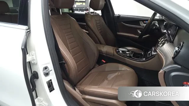Mercedes-Benz E-Class W213 id 3578706 из Кореи 19