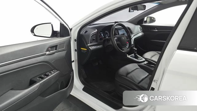 Hyundai Avante AD id 4677862 из Кореи 29