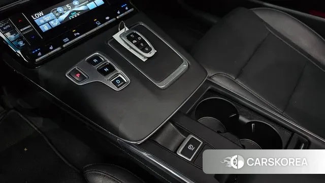 Hyundai The New Grandeur IG Hybrid id 3048879 из Кореи 19