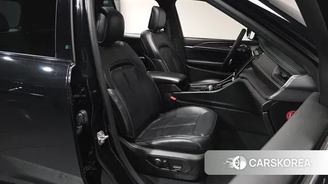 Jeep Grand Cherokee (WL) id 3701198 из Кореи 19