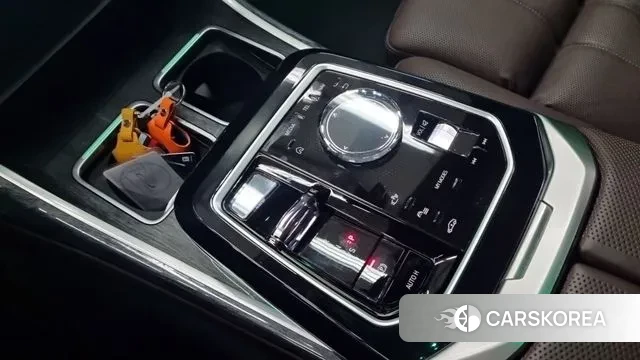 BMW 7 Series (G70) id 3507782 из Кореи 17