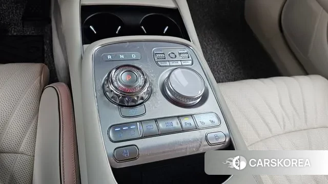 Genesis G90 (RS4) id 3016037 из Кореи 19