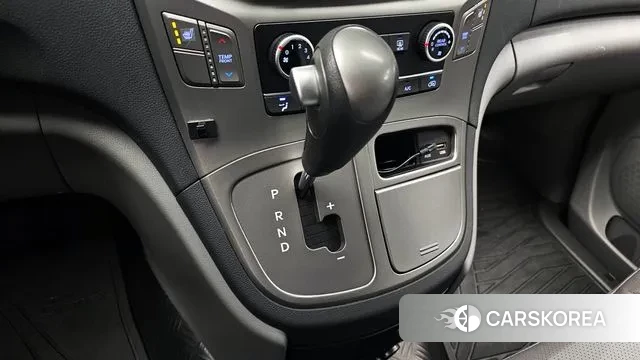 Hyundai The New Grand Starex id 3494253 из Кореи 19