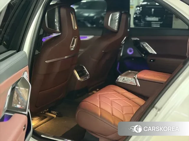 BMW i7 (G70) id 3570573 из Кореи 10